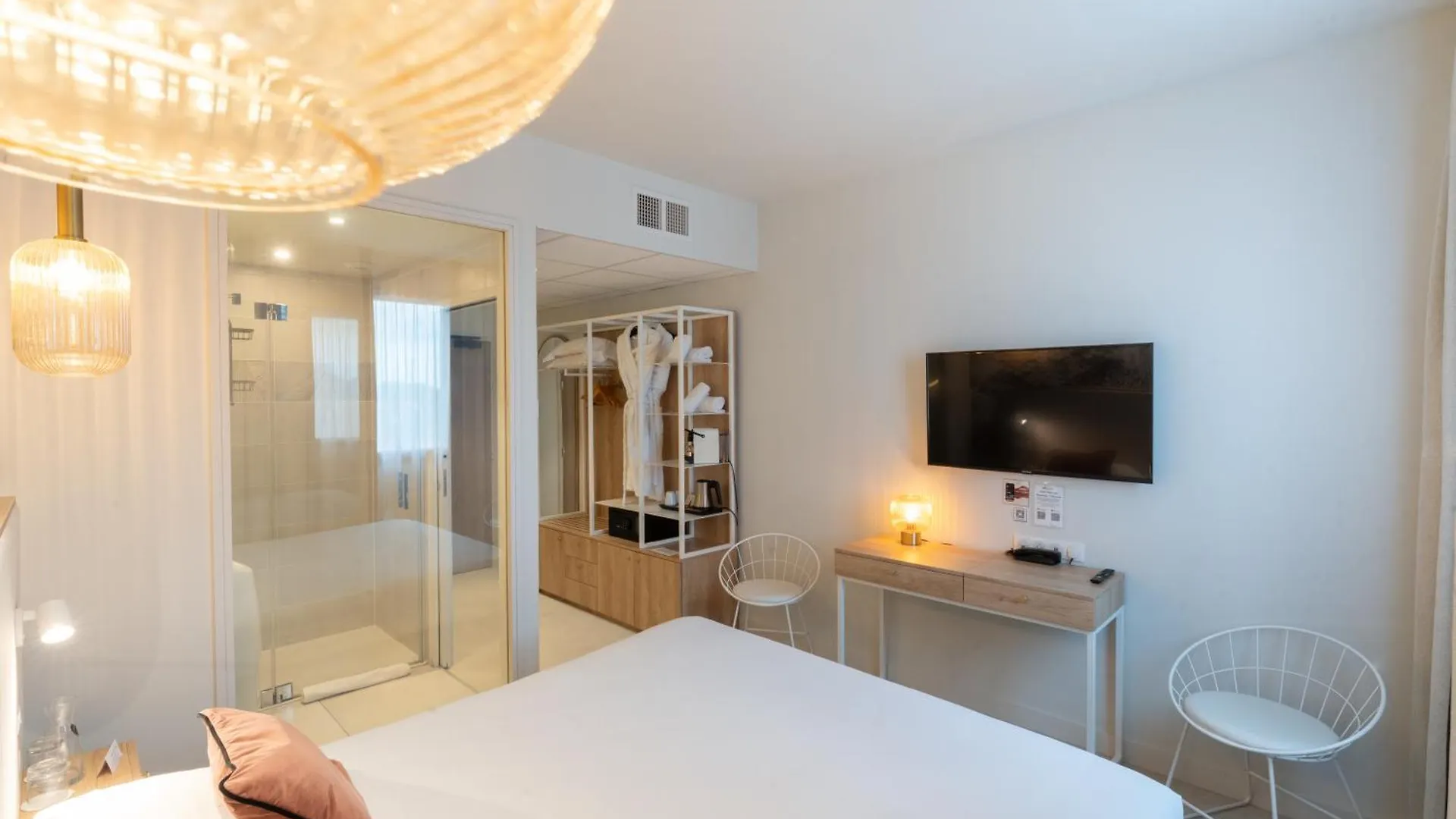 Brit Hotel Ker Lann Aeroport - Parc Expo Bruz